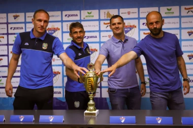 PRAZNIK FUDBALA U BEOGRADU: Finale kupa na teritoriji grada se igra u sredu na stadionu Voždovca!