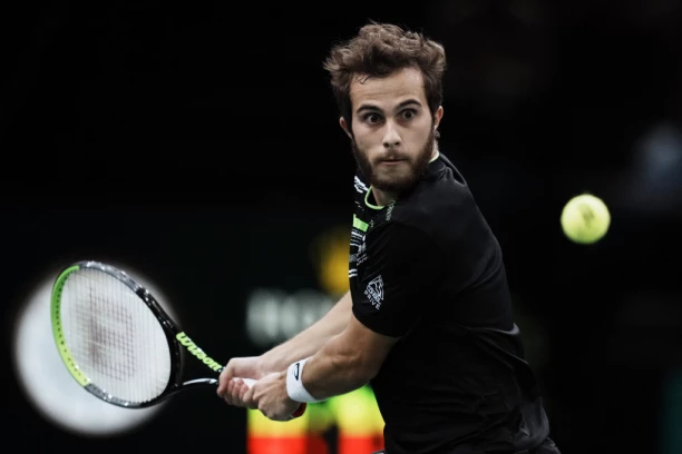 PAPRENO: ATP kaznio Francuza sa 133.000 evra, jer je UBACIO LOPTICU U TEREN!