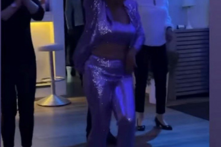 Vojaž iznenadio majku za rođendan