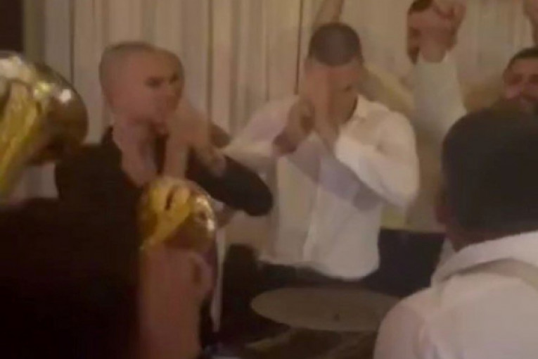 Vojaž iznenadio majku za rođendan