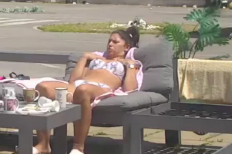 Milica Veselinović ponosno pokazala višak kilograma