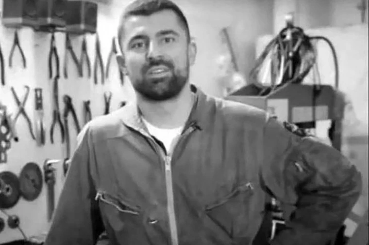 NEKA TE ANĐELI ČUVAJU, SADA ĆEŠ NJIMA BITI ONAJ NASMEJANI: Novosađani se na emotivan način oprostili od Mirka, vozači se okupili na Mišeluku da odaju počast Neovlašćenom serviseru