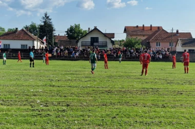 DERBI ODLUČIO ŠAMPIONA: Kolo pre kraja prvenstva sastav Poleta 1930 iz Aleksandrovca je "doneo" novi pehar u svoje vitrine! (VIDEO)