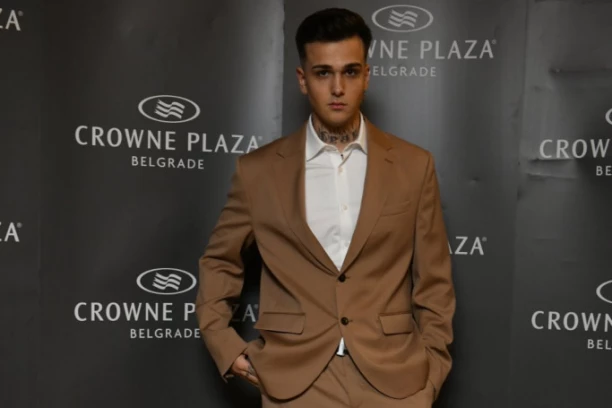 ''TRPEO SAM NASILJE, IMAO SAM STRUČNU POMOĆ!'' Sergej Pajić progovorio o traumama iz prošlosti!