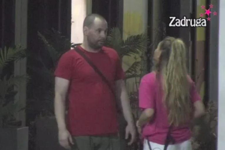 Ana Ćurčić prekida komunikaciju sa Zvezdanom