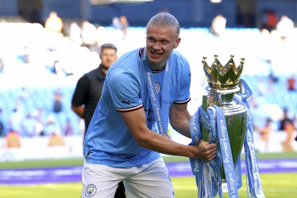 SITI "DREŠI KESU": Mančester spremio novi ugovor za moćnog Norvežanina!