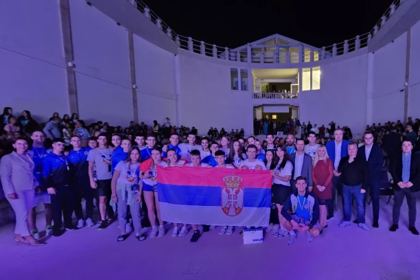 SPEKTAKL U TREBINJU: Otvoreno prvo Evropsko prvenstvo za srednjoškolce!