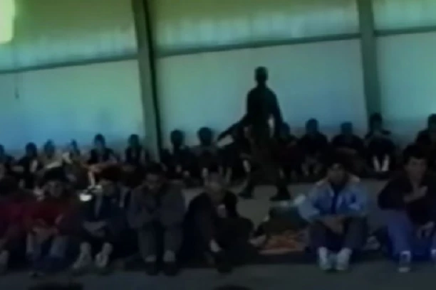 U BOSTONU UHAPŠEN NAJBRUTALNIJI MUČITELJ SRBA ZA VREME RATA U BiH! Ozloglašeni zločinac Kemal Mrndžić konačno u zatvoru! NEVEROVATNO ŠTA JE SLAGAO KAKO BI DOBIO AMERIČKE PAPIRE! (VIDEO)