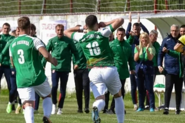 IMAM ČUDAN OSEĆAJ DA OSTAJEMO U LIGI: Iskusni fudbaler zeleno-belih otvorio dušu nakon turbulentne sezone - "Neka nas sreća pogleda barem na kraju"!