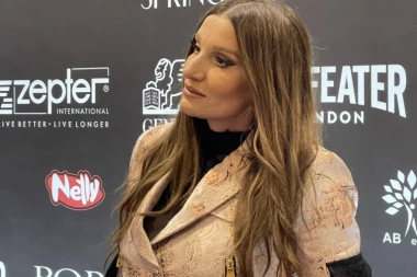 ŠOK TAJNA O MARINI TUCAKOVIĆ: Ucenjivala našu poznatu pevačicu, sve izašlo na videlo, ona čupala kosu s glave!