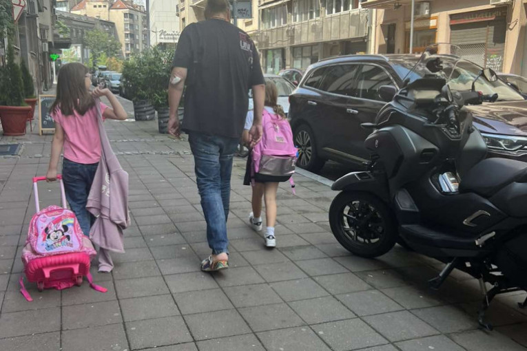 Marko Kon ide u školu po ćerku