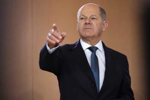 OLAF ŠOLC ODLAZI SA MESTA KANCELARA!? Haos u Nemačkoj, na pomolu politički zemljotres!