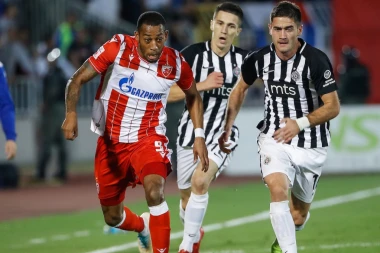 ŠTA URADI, ČOVEČE? Protivniku SLOMIO VILICU, pa bacio navijače u TRANS! (VIDEO)