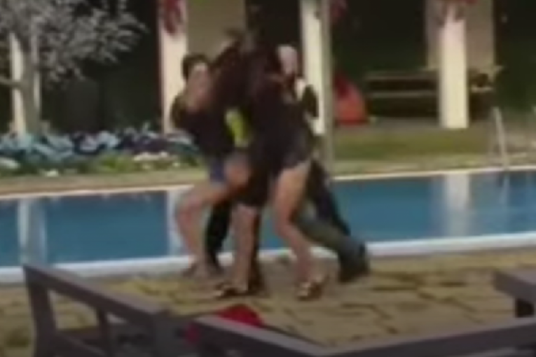 Anđela Đuričić i Maja Marinković tuča Zadruga 6