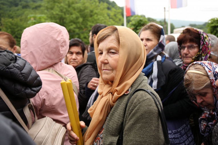 Vernici isped manastira Tumane