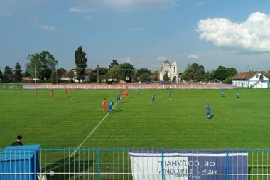 U KARAĐORĐEVU SE IZNENAĐENJA NE DOGAĐAJU: Solunac utabanom stazom grabi ka tituli - ostao je još samo jedan korak! (FOTO GALERIJA)
