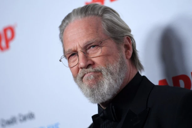 TUMOR JE BIO VELIČINE DETETA U MOM TELU: Poznati glumac prošao kroz pakao zbog teške bolesti, bio na KORAK DO SMRTI!