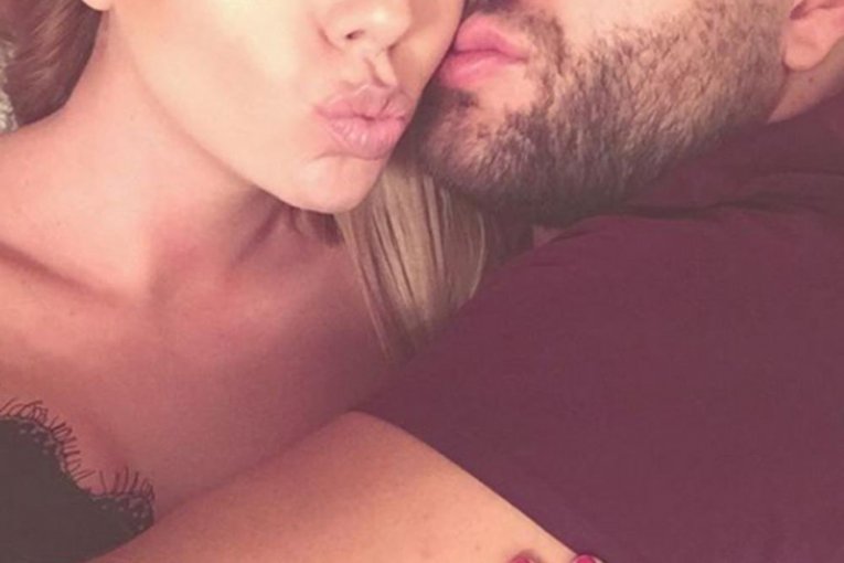 Cobi raskinuo sa devojkom Jelenom Nikolić, poznatijom kao Cobeliks