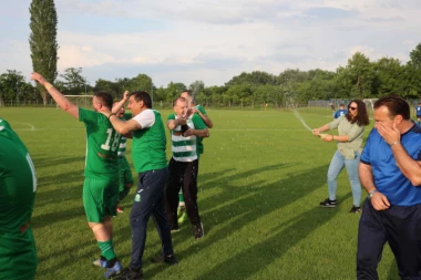 DEBITANTSKA SEZONA ZA ISTORIJU: Ekipa Kelebijske šume je osvojila titulu prvaka! (FOTO GALERIJA)