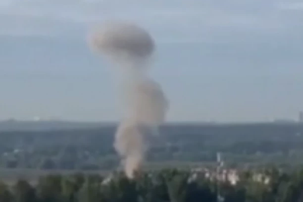 PODMOSKOVLJEM ODJEKUJU EKSPLOZIJE! Dronovima napadut i glavni grad Rusije! (VIDEO/FOTO)