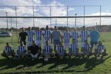 RUKU POD RUKU: Ugovor je produžen - talentovani fudbaler i ekipa plavo-belih i u novoj sezoni nastavljaju zajedno da koračaju stazama uspeha!