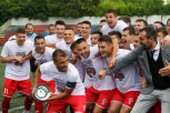 FOTO UBOD: Zasluženo slavlje - kako je šampion obeležio istorijsko ostvarenje!