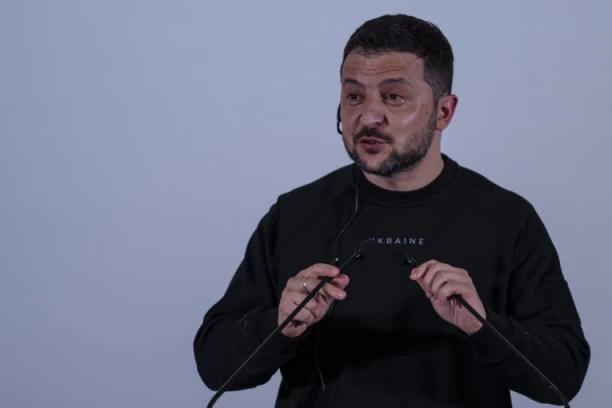 ZELENSKI ŠOKIRAO VOJNIKE NA FRONTU: Pojavio se pravo niotkuda kod Avdejevke, a onda im je rekao SAMO OVO