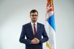 TOMIĆ: Narod je na strani jake i uspešne Srbije