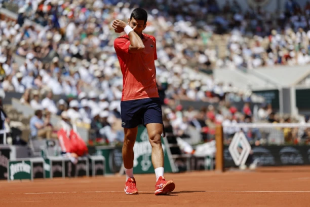 PUBLIKA ODUŠEVLJENA: Organizatori Rolan Garosa odredili sudbinu Novaka Đokovića - očekuje se SPEKTAKL!