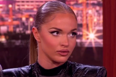 OSVANUO DŽEHVIN KUĆNI VIDEO: Pevačica radi čudne stvari u raznim pozama, usijale se mreže!