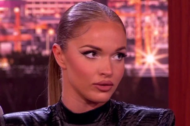 TEODORA DŽEHVEROVIĆ NAPRAVILA HAOS ZBOG CECINE PESME! Pevačica doživela nervni slom!