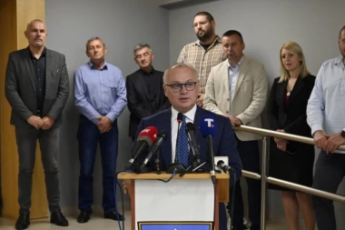 VUČIĆ ISPUNIO OBEĆANJE! Vesić: Sledeće sedmice počinje izgradnja petlje Jakovo (FOTO)