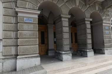 HOROR U SMEDEREVU! Telo muškarca (73) pronađeno na tavanu kuće, snaja i bratanice ga tada nasmrt pretukle!