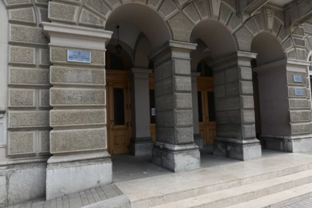 HOROR U SMEDEREVU! Telo muškarca (73) pronađeno na tavanu kuće, snaja i bratanice ga tada nasmrt pretukle!