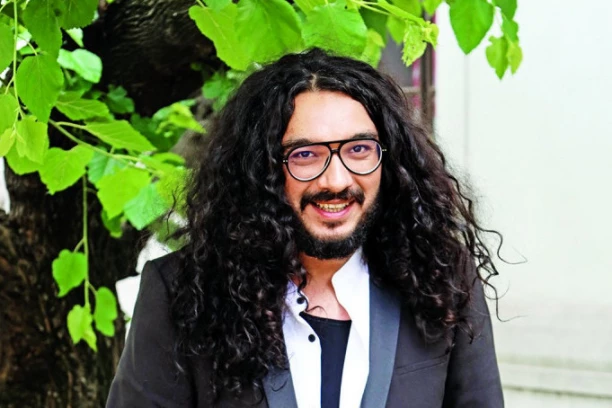 NEMANJA RADULOVIĆ ZA REPUBLIKU: Slušam sve žanrove, ali ne znam šta je u trendingu