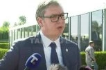 POTREBNO JE SMIRITI SITUACIJU I IZBEGAVATI PROVOKACIJE: Predsednik Vučić u Kišinjevu govorio o situaciji na KiM