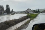 KATAKLIZMIČNI PRIZORI NEVREMENA U ŠAPCU, VELIKOJ PLANI, KRALJEVU, KNIĆU! Najgore tek dolazi! (VIDEO)