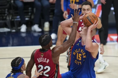 TEROR JOKIĆA I MAREJA ZA VOĐSTVO DENVERA U NBA FINALU: Rapsodija Nagetsa i NEMOĆ Majamija u Koloradu! (VIDEO)