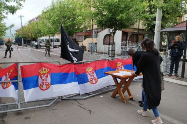 "ZAUSTAVITI UGROŽAVANJE PRAVA SRBA NA KIM"! Švajcarski parlamentarci skočili da brane naš narod