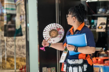 GORI KINA: Zbog rekordno visokih temperatura za ovo doba godine raste potrošnja struje, opasnost od PREOPTEREĆENJA elektroenergetske mreže (FOTO, VIDEO)
