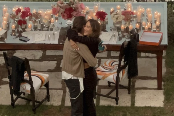 MOĆNI ITALIJAN VERIO POPULARNU INFLUENSERKU: Svi detalji osvanuli na društvenim mrežama, javnost u transu zbog ovih scena!