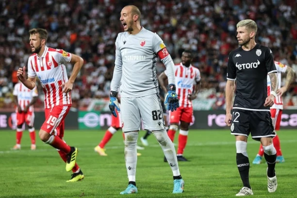 ODAVNO NISTE VIDELI BOLJI GOL: Monako ga PRIMIO SA POLA TERENA, kao BORJAN protiv Čuke (VIDEO)