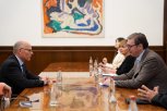 SRBIJA OSTAJE POSVEĆENA POLITICI MIRA I STABILNOSTI: Vučić razgovarao sa poslanikom Nemačkog Bundestaga, upoznao ga sa najnovijim događajima na KiM!