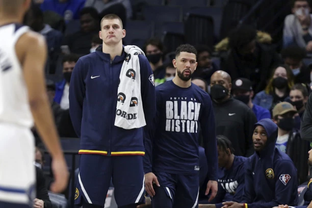 OPSOVAO UŽIVO U PROGRAMU: Denver nema kompletan tim! (VIDEO)