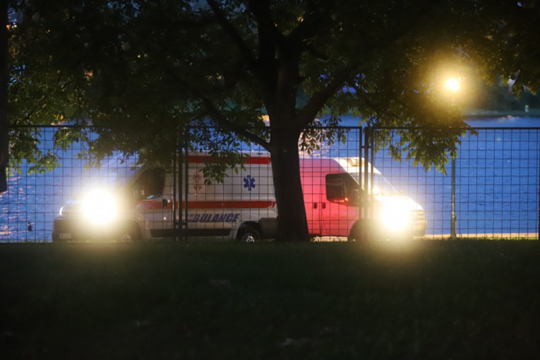 Utopili se tinejdžeri na Adi