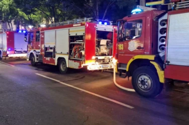 POŽAR U AVALA FILMU! Osam vatrogasaca se borilo sa vatrenom stihijom, izgorele filmske trake!