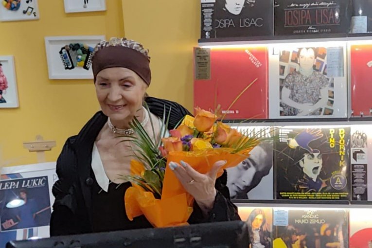 Lepa Lukić na promociji