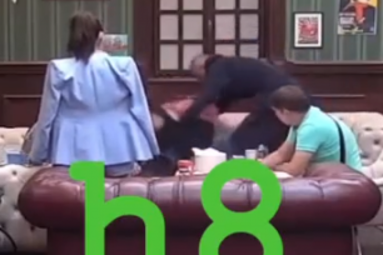 Lepi Mića nasrnuo na Nenada Lazića Necu Zadruga 6