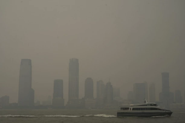 NJUJORK DANAS U OBLAKU DIMA: Izdato upozorenje za 55 miliona ljudi! (VIDEO)