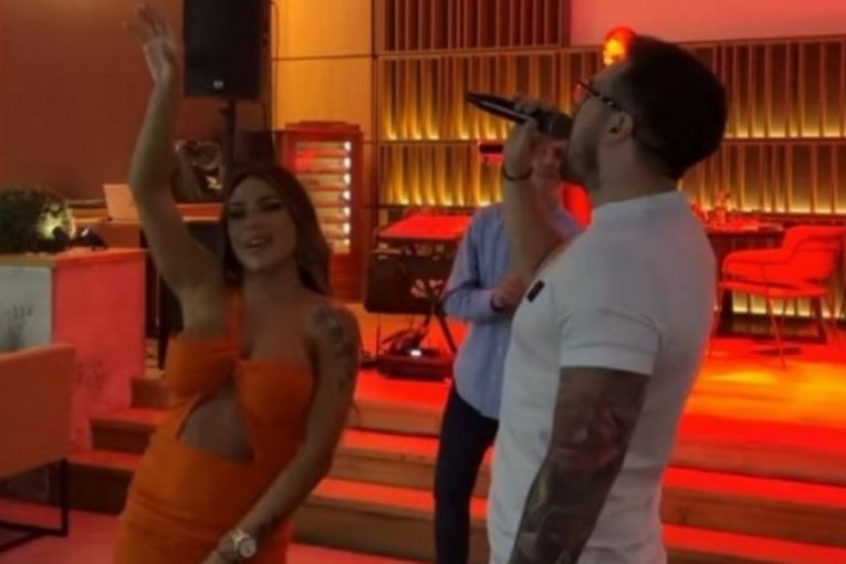 Sandra Afrika i Vladimir Volkov